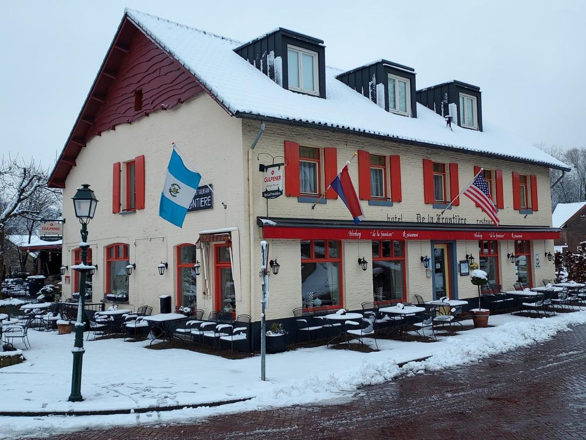 Herberg De La Frontiere Slenaken Eksteriør billede